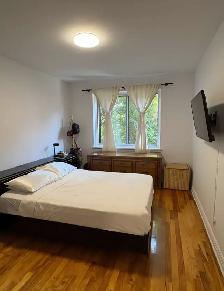 Grand 3½ avec Den | Métro Snowdon | 1400$ | 1er Juillet - Photo 5