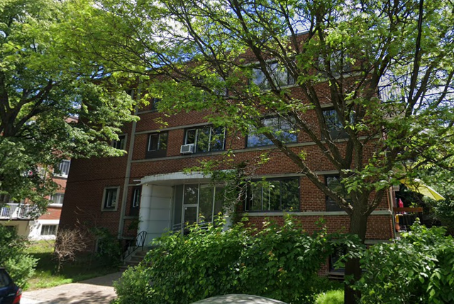 Grand 3½ avec Den | Métro Snowdon | 1400$ | 1er Juillet - Photo 10