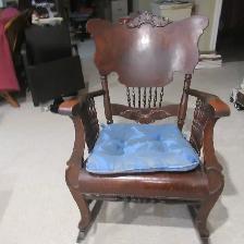 VINTAGE ROCKING CHAIR