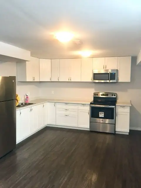 ALL INCLUSIVE- 2 bedroom Apartment Availabe June 1, 2026 - Photo 2