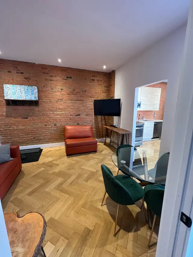 grand 41/2 renove à louer - Photo 2