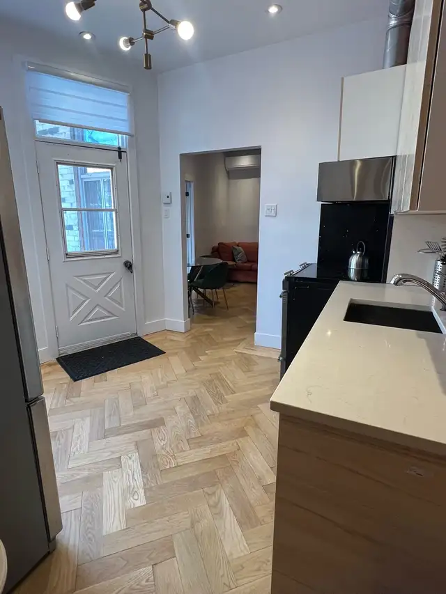 grand 41/2 renove à louer - Photo 6