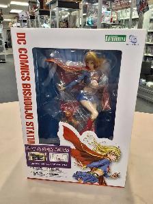 Supergirl DC Comics Kotobukiya Bishoujo Statue