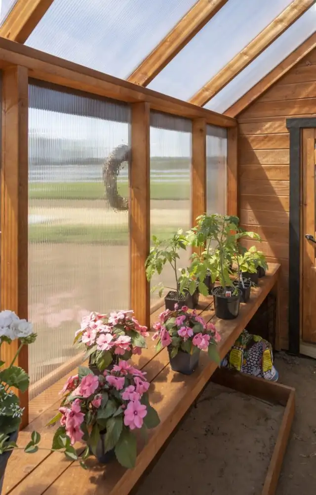 POLYCARBONATE PANELS FOR GREENHOUSE