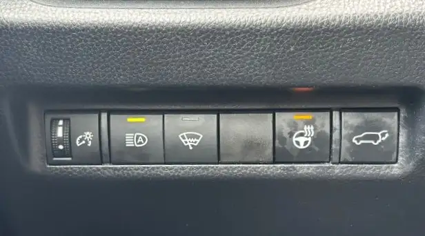 2019 Toyota RAV4 XLE AWD ONE OWNER LOCAL TRADE - WARRANTY INCL - Photo 11