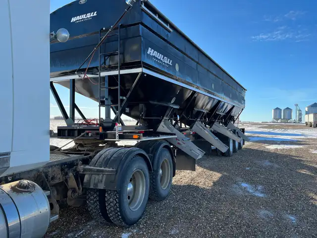 Farm help wanted - Photo 3