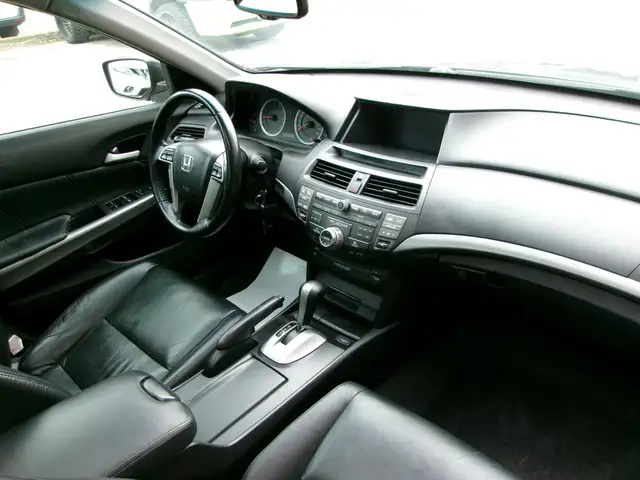 2010 Honda Accord Sedan EX-L CERTIFIED | AUTOMATIC | LEATHER - Photo 5