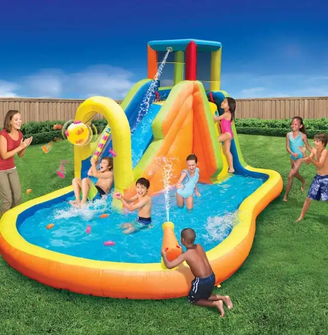 Fiesta inflatable like new