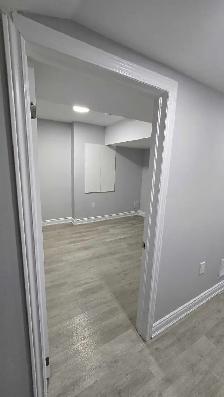 Basement for rent - Photo 5