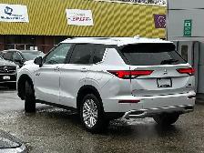 2024 Mitsubishi Outlander PHEV LE S-AWC - BAD CREDIT? APPROVED! - Photo 4