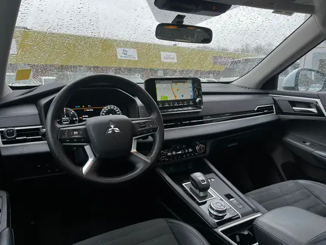 2024 Mitsubishi Outlander PHEV LE S-AWC - BAD CREDIT? APPROVED! - Photo 6