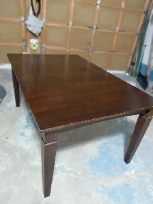 Maple Wood Table - Photo 1