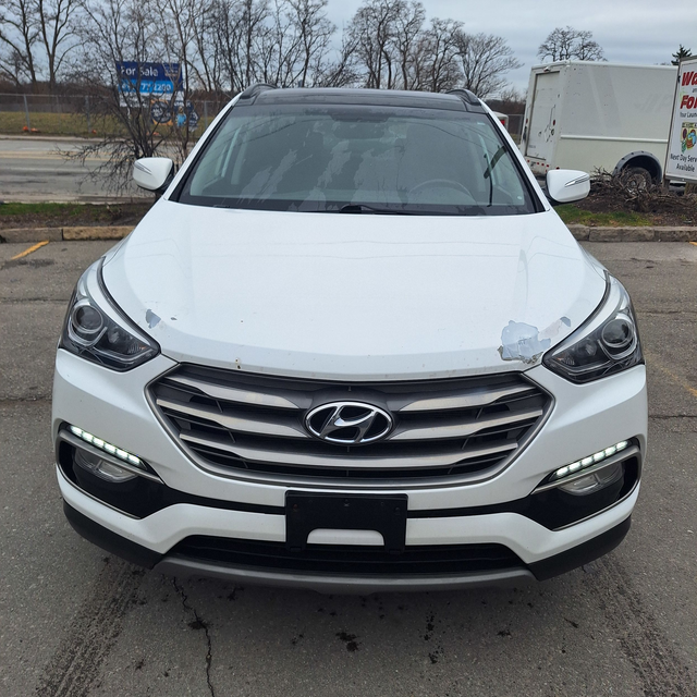 2018 Hyundai Santa Fe Sport Luxury AWD 2.4l 4cyl, 22 service rec - Photo 2