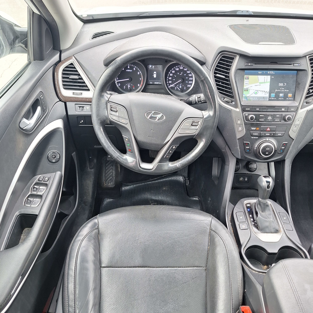 2018 Hyundai Santa Fe Sport Luxury AWD 2.4l 4cyl, 22 service rec - Photo 11