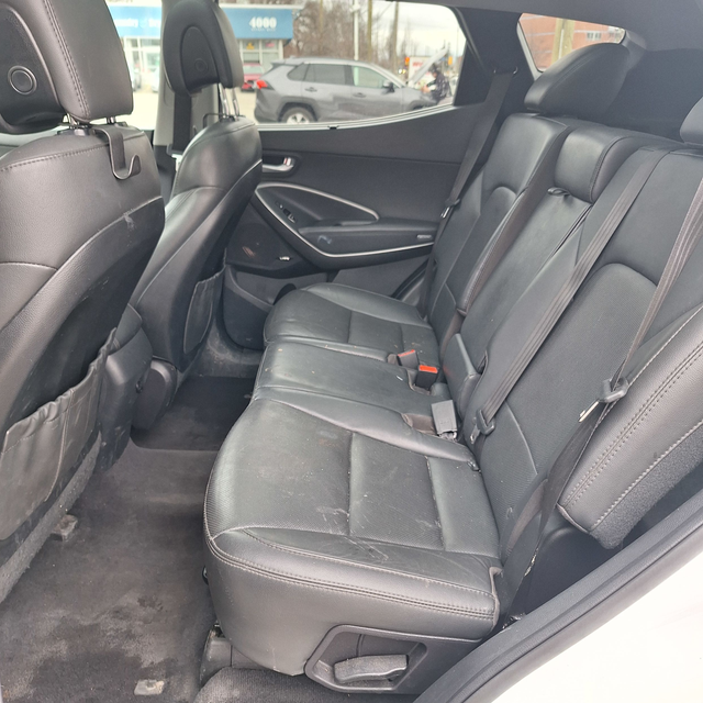 2018 Hyundai Santa Fe Sport Luxury AWD 2.4l 4cyl, 22 service rec - Photo 14