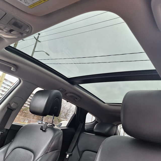 2018 Hyundai Santa Fe Sport Luxury AWD 2.4l 4cyl, 22 service rec - Photo 15