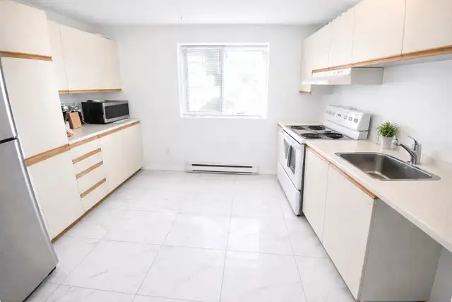 5 1/2 spacieux et beau triplex nord - Photo 4