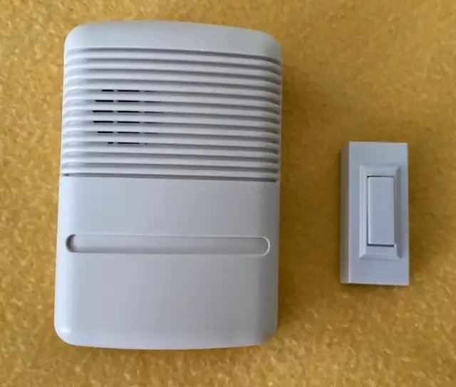 SONNETTE DE PORTE. NEUVE  CARILLON   BOUTON PRESSOIR