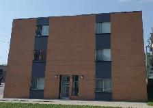 Downtown. Large 1 Bedroom Apt. All incl. utils. $1250 - Photo 1