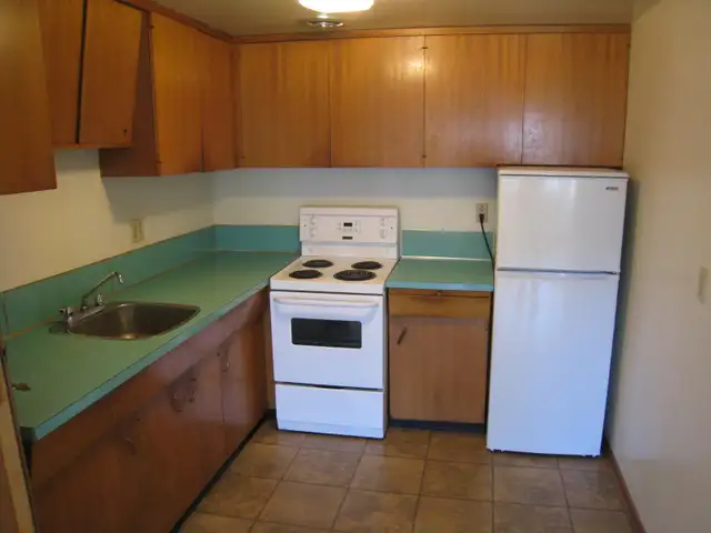 1 Bdr near Cook St Village - Photo 5