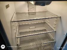 WHIRLPOOL FRIDGE - Photo 3