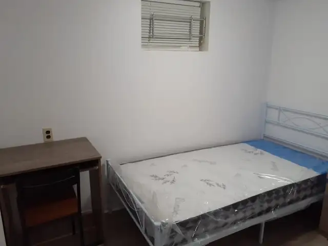 One private room available in Scarborough - Photo 6