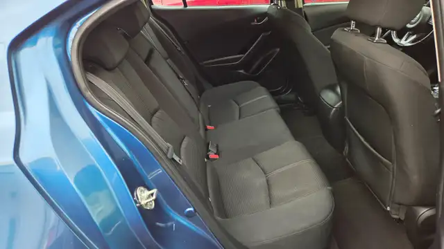 CERTIFIED 2018 MAZDA3  SPORT - SUN  / HTD SEATS   MORE - YORKTON - Photo 14
