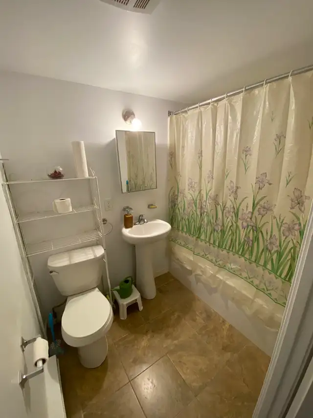 Furnished and big 3 1/2 apartment (downtown area) - apt meublé - Photo 8