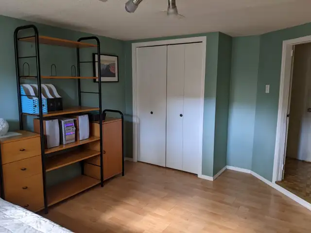 Basement suite - Photo 7