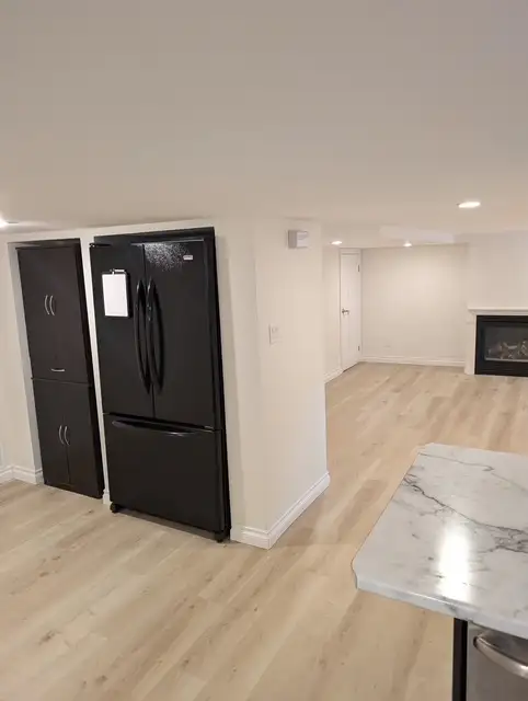 1 Bedroom Apartment in Charming Downtown Home - Photo 4