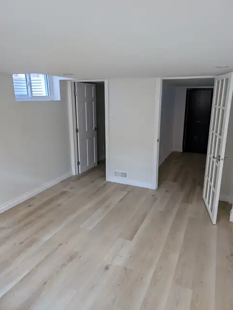 1 Bedroom Apartment in Charming Downtown Home - Photo 6
