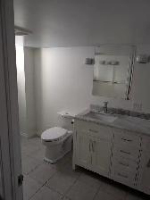 1 Bedroom Apartment in Charming Downtown Home - Photo 7