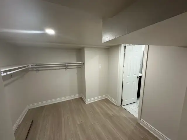 TWO BEDROOM LEGAL BASEMENT - Photo 6