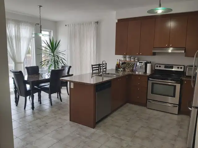 Room For Rent: Woodstock ON, N4T 0G7 $900 - Avail. May 1, 2026 - Photo 2