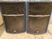 Yorkville Pulse PL12 speakers