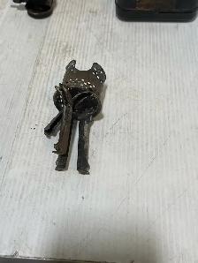 Vintage mini Coleman Camp Stove - Photo 2