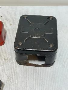 Vintage mini Coleman Camp Stove - Photo 3
