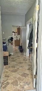 2 Bedroom Apartment   Den in Duplex steps away from Corydon - Photo 2