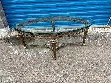 Stunning Oval Coffee Table - Photo 2