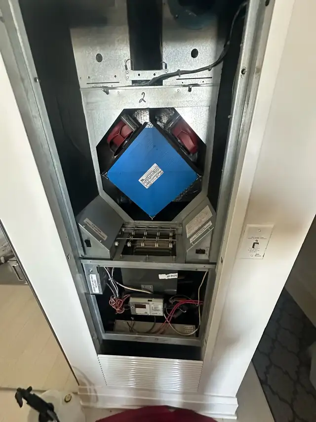 HVAC experienced Helper/electrician looking for job