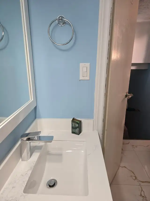 Basement with 2 Bedrooms  in Malton opp Westwood Mall - Photo 17