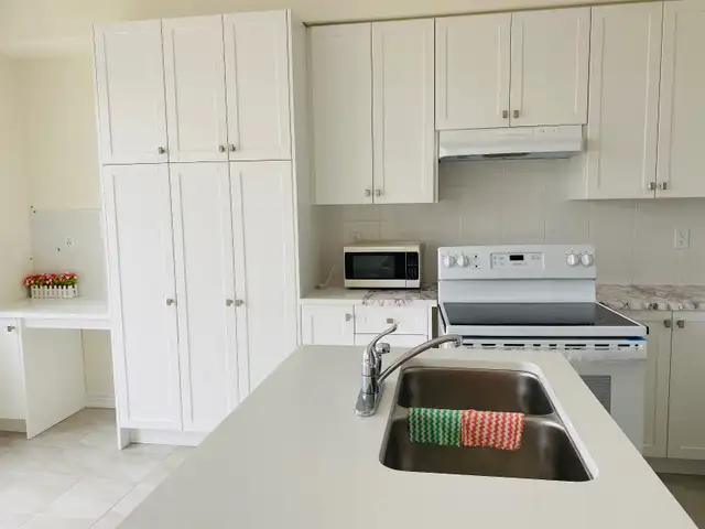 Room for Rent - Photo 2