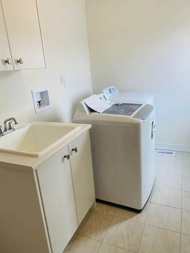 Room for Rent - Photo 3