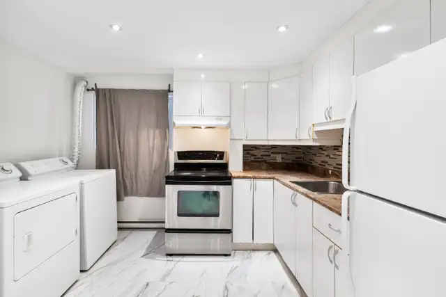 3 1/2 Bachelor Condo Brossard   Parking - For rent - À Louer - Photo 7