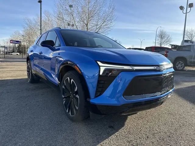 2024 Chevrolet Blazer EV RS - Photo 11