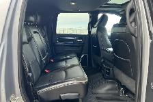 2022 Ram 2500 Laramie Crew Cab 6.7L L6 Diesel - No Accident - Photo 14