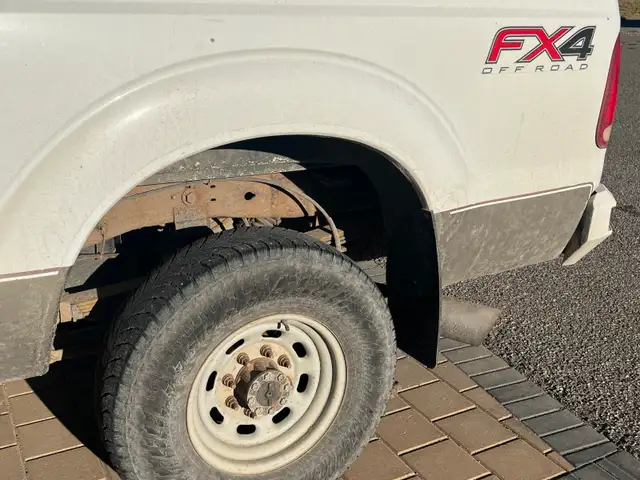 2003 Ford F350 7.3L Crate Engine only 121,000 km - Photo 9