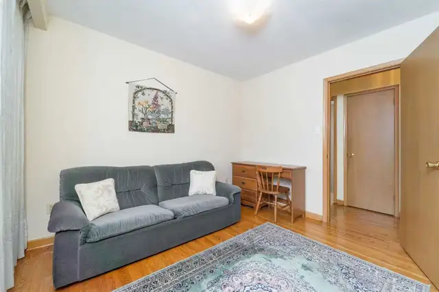 MAIN UPPER LEVEL ROOMS FOR RENT WESTWOOD MALL MALTON MISSISSAUGA - Photo 13