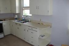 Main Floor, 2-Bdrm House in Varsity View - Photo 4