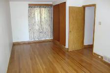 Main Floor, 2-Bdrm House in Varsity View - Photo 6